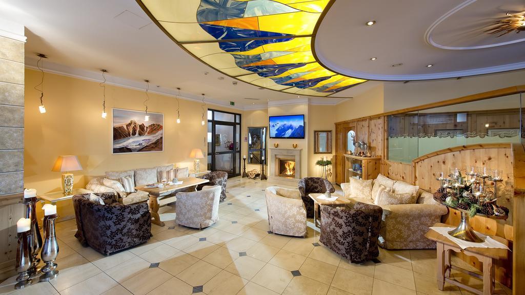 Hotel Alpenschloessl 蓬高圣约翰 外观 照片
